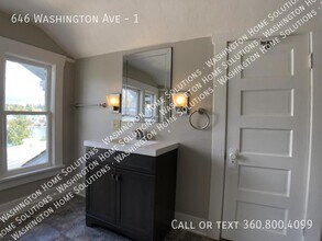646 Washington Ave in Bremerton, WA - Building Photo - Building Photo