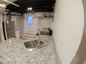 1450 Commonwealth Ave in Boston, MA - Building Photo - Building Photo