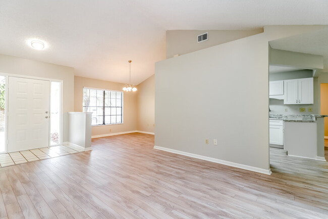 5779 Forester Oak Ct in Sarasota, FL - Building Photo - Building Photo