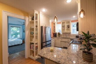 159 Washington St in Newton, MA - Building Photo - Building Photo