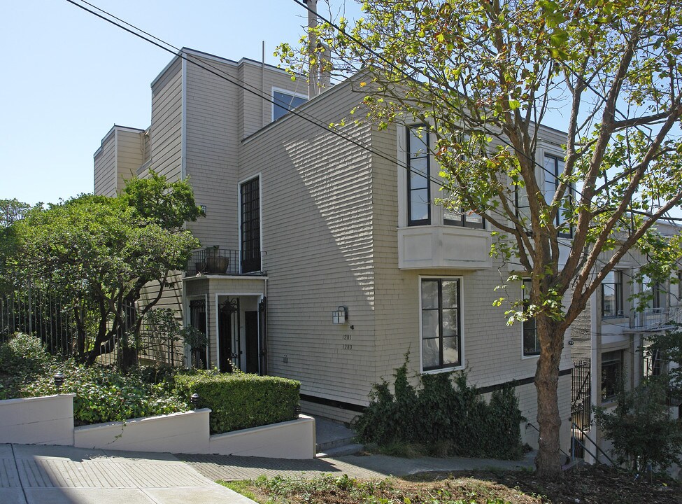 1281-1283 Greenwich St in San Francisco, CA - Building Photo