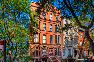 150 Columbia Heights in Brooklyn, NY - Building Photo