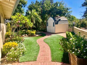 1467 Knoll Park Ln in Fallbrook, CA - Building Photo - Building Photo