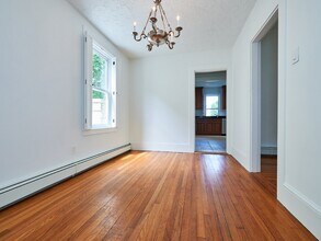 51 Montrose St in Somerville, MA - Building Photo - Building Photo