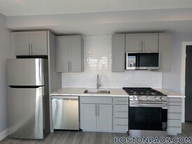 365 Western Ave, Unit 601 in Boston, MA - Building Photo