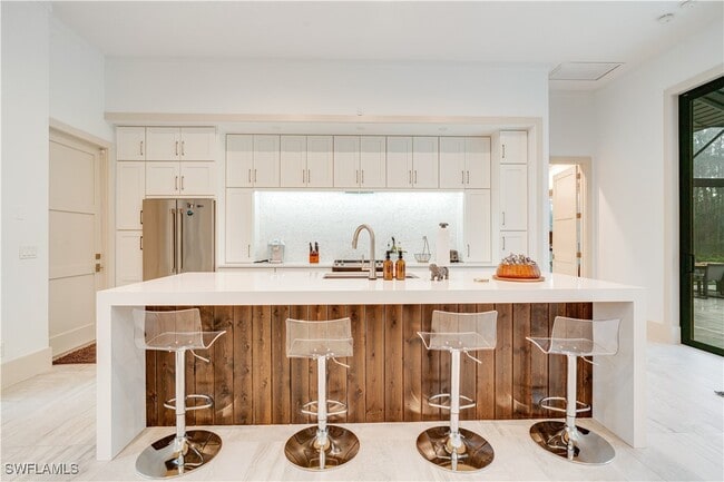 property at 2991 2nd St NW