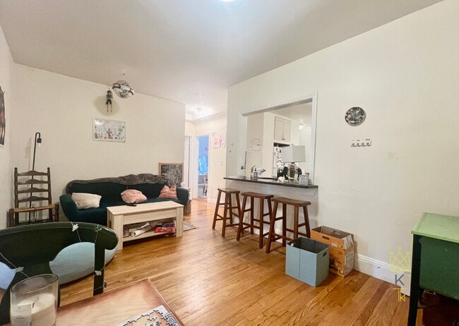 property at 62 Egmont St