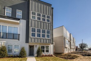 5714 California Ave in Nashville, TN - Building Photo