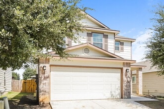 11911 Pure Silver in San Antonio, TX - Foto de edificio - Building Photo