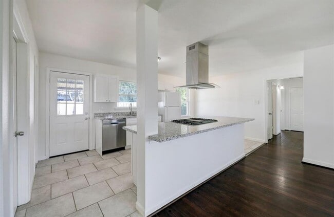 2534 Roy Cir in Houston, TX - Building Photo - Building Photo