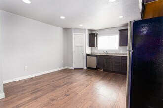 4127 W Miner View Ln in Herriman, UT - Building Photo - Building Photo