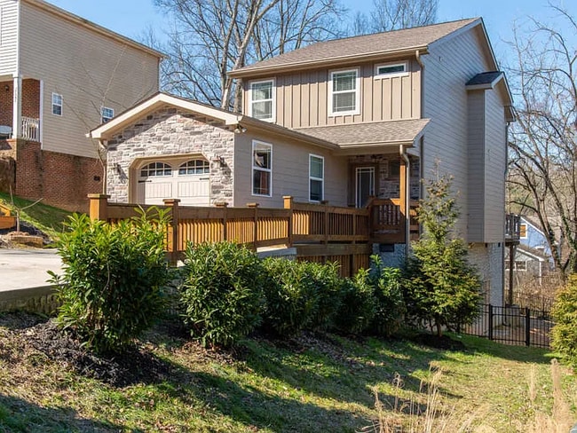 property at 1151 Coker Cir