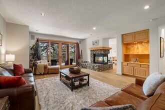 933 Northwood Blvd in Incline Village, NV - Building Photo - Building Photo