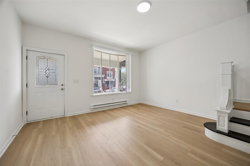 2943 W Oxford St in Philadelphia, PA - Building Photo