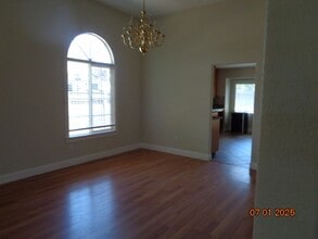 485 Deer Creek Dr in Vacaville, CA - Building Photo - Building Photo