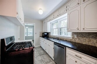 1716 Beacon Hill Blvd NE in Atlanta, GA - Building Photo - Building Photo