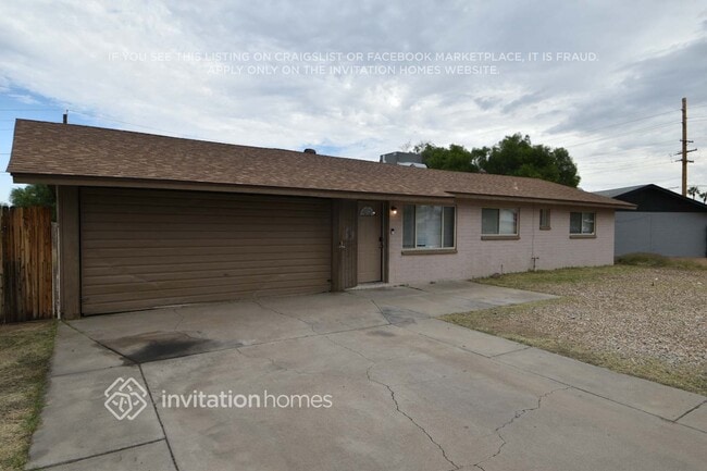 property at 3910 W Loma Ln