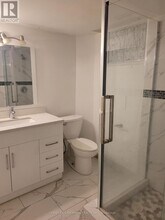 3249 Oakglade Crescent in Mississauga, ON - Building Photo - Building Photo