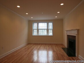 55 Langdon St, Unit 3 in Cambridge, MA - Foto de edificio - Building Photo