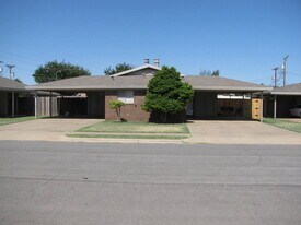 6914 Fremont Ave in Lubbock, TX - Building Photo