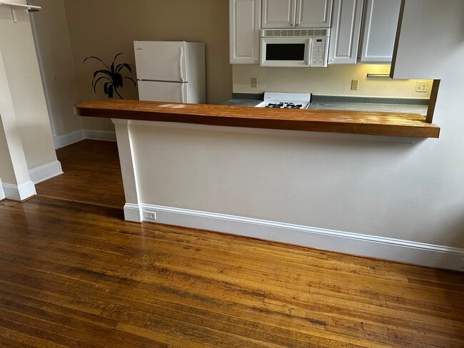 property at 1315 Park Rd NW