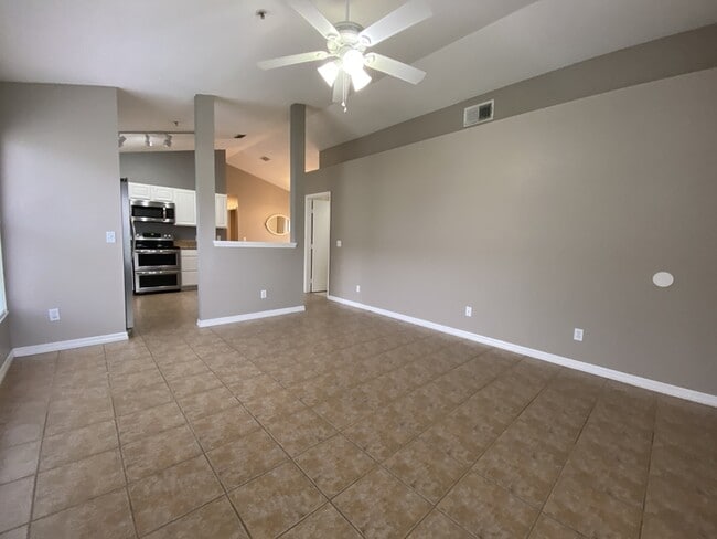 9675 Hollyhill Dr in Orlando, FL - Building Photo - Building Photo