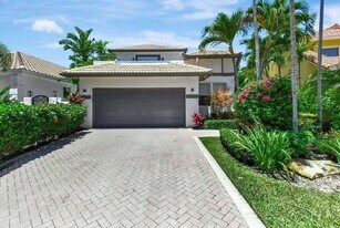 3567 Commodore Cir in Delray Beach, FL - Building Photo