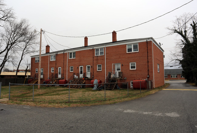 22865 Washington St in Leonardtown, MD - Building Photo - Building Photo