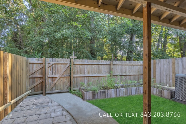302 Springview Ln in Summerville, SC - Building Photo - Building Photo
