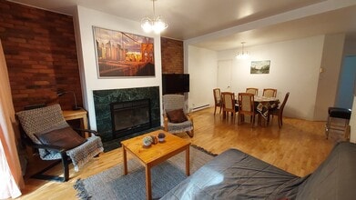 4558 Berri Rue in Montréal, QC - Building Photo - Building Photo