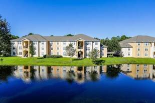 Gregory Cove in Jacksonville, FL - Building Photo