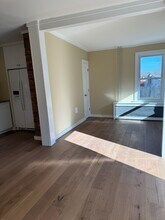 43 High St-Unit -Rear in Clinton, CT - Building Photo - Building Photo