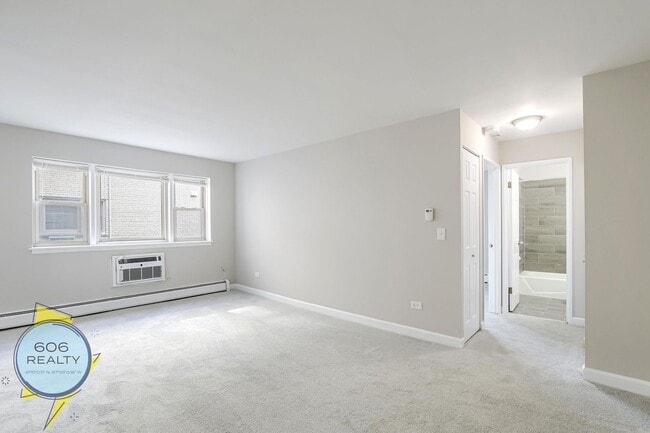 property at 3001 N Thatcher Ave