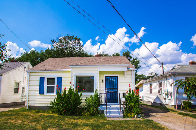 903 Livingston Ave in Louisville, KY - Building Photo - Building Photo