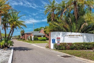 1062 85th Terrace N, Unit D in St. Petersburg, FL - Building Photo