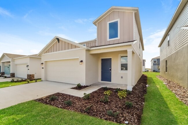 2827 Whitaker Pt in Haines City, FL - Building Photo - Building Photo