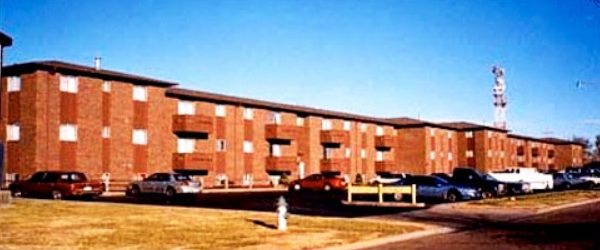 Winchester Apartments in Dodge City, KS - Building Photo