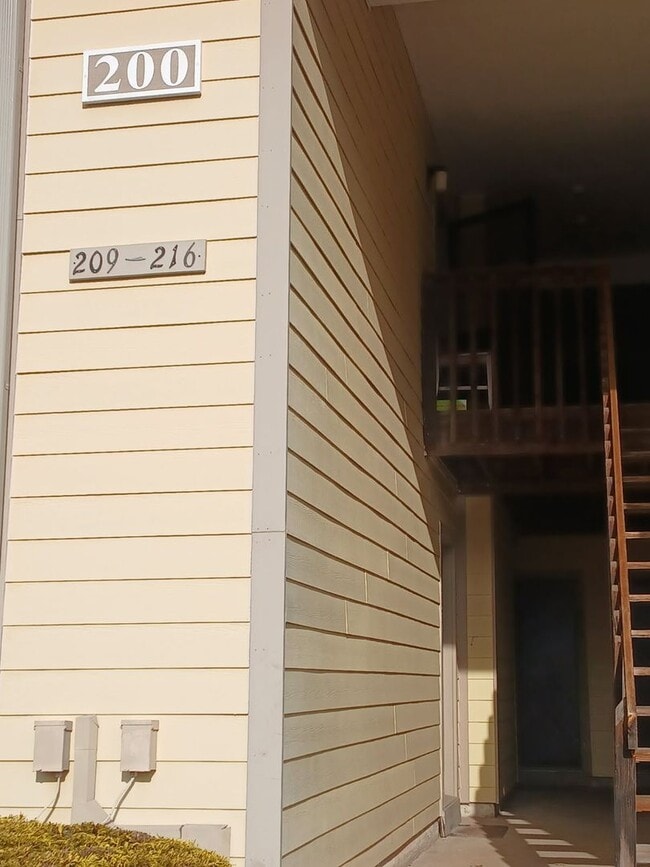 property at 215 Stockton Ct