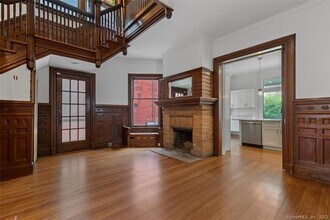 131 Dwight St in New Haven, CT - Building Photo - Building Photo