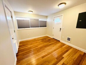 12515 Persons Rd in Bow, WA - Building Photo - Building Photo