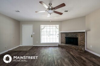 170 Peachtree Dr in Riverdale, GA - Building Photo - Building Photo