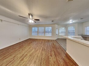 21027 Deauville Dr in Spring, TX - Building Photo - Building Photo