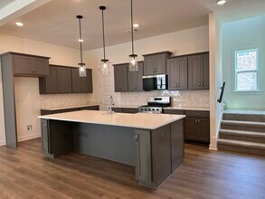 5661 Pleasant Pk Pl in Arlington, TN - Foto de edificio - Building Photo