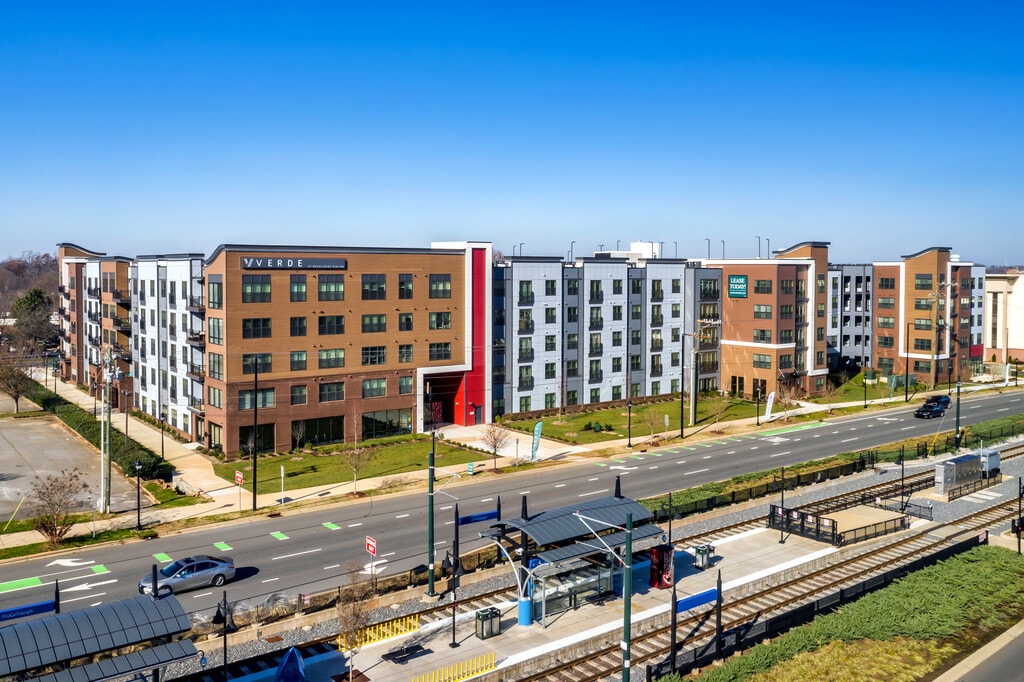 Verde at McCullough Station Apartments in Charlotte, NC