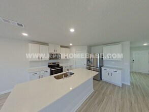 336 Flounder St in Crestview, FL - Building Photo - Building Photo