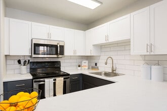 Morada West in Phoenix, AZ - Foto de edificio - Building Photo