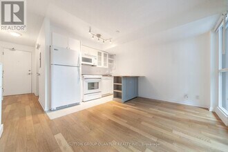 600 Fleet St in Toronto, ON - Building Photo - Building Photo