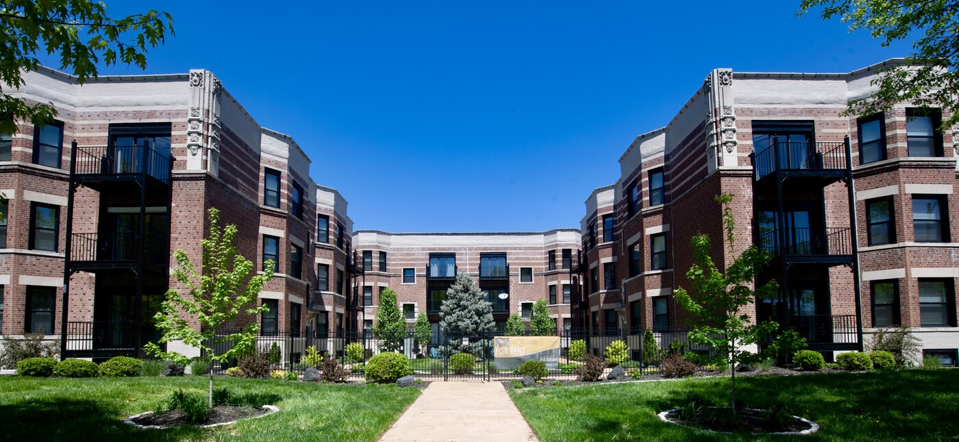 The San Carlos Apartments in St. Louis, MO - Foto de edificio