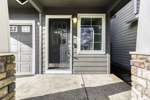 16603 SW 134th Terrace in Tigard, OR - Building Photo