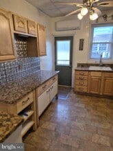 2417 S Opal St in Philadelphia, PA - Building Photo - Building Photo